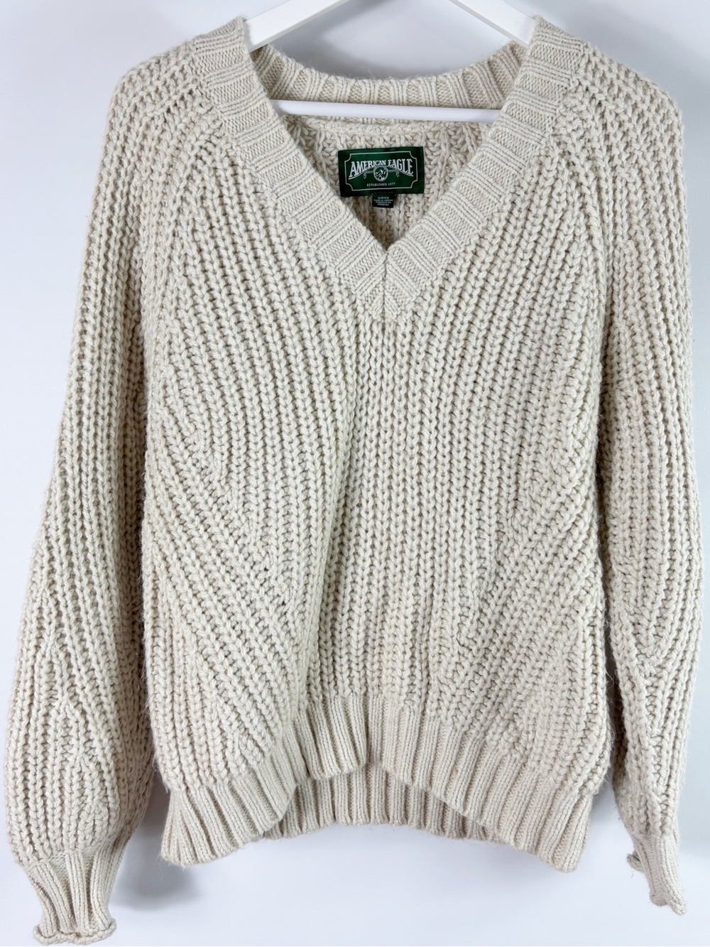 American Eagle Beige Balloon Long Sleeve Chunky Knit V-Neck Sweater Women Size S